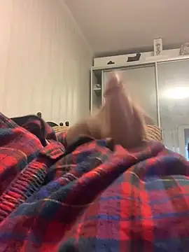 Snapshot of GHsveter chatting on December 22, 9:22 am GHsveter online show from December 22, 9:22 am