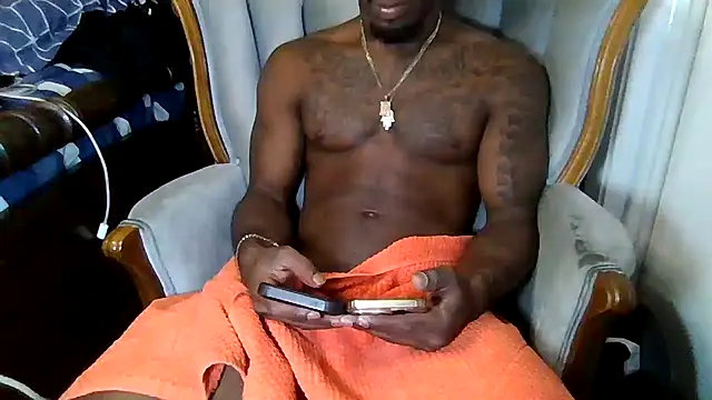 Deeblack02 online show from November 6, 3:53 am