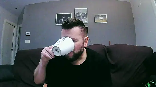 txan9876 online show from February 3, 6:40 am