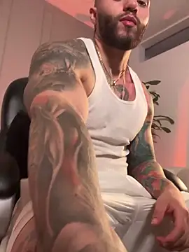 Frank Farrell online show from April 25, 11:46 pm