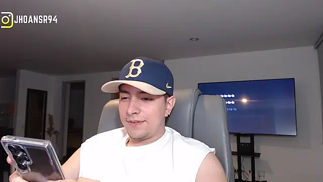 Jhoan saenz online show from April 5, 2:30 am