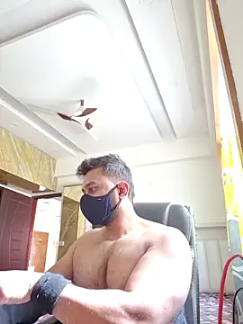 kaizercool1 online show from December 15, 5:59 am