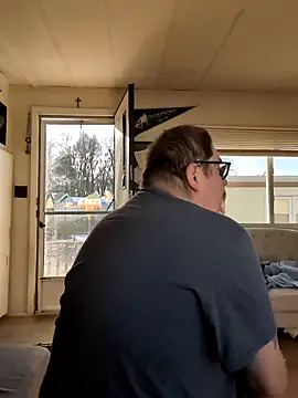 yes yes yes yes  online show from January 25, 8:00 pm