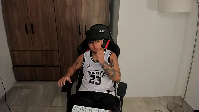 Jake simons online show from October 24, 6:48 am