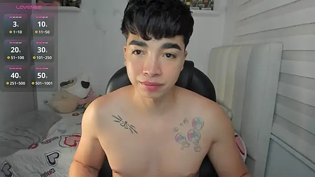 santy7v7 online show from June 20, 1:27 pm