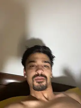 Hermanooooooo online show from May 15, 3:04 am