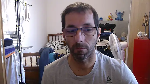 Snapshot of steph19x5 chatting on October 26, 8:38 am steph19x5 online show from October 26, 8:38 am