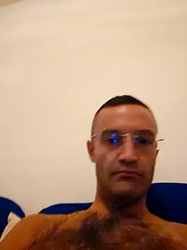 Snapshot of enricso chatting on September 18, 12:29 pm enricso online show from September 18, 12:29 pm