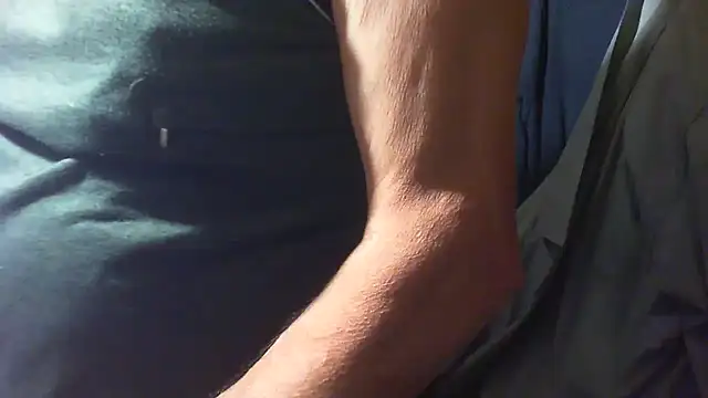 Snapshot of nonnomaturobisex chatting on September 21, 4:51 pm nonnomaturobisex online show from September 21, 4:51 pm