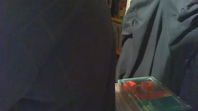 Snapshot of nonnomaturobisex chatting on November 1, 10:19 am nonnomaturobisex online show from November 1, 10:19 am