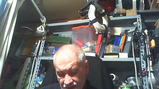 Snapshot of nonnomaturobisex chatting on October 18, 10:20 am nonnomaturobisex online show from October 18, 10:20 am