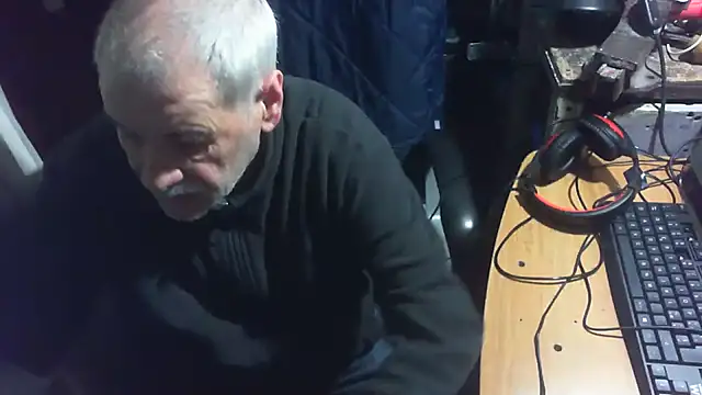 nonnomaturobisex online show from April 9, 7:58 am