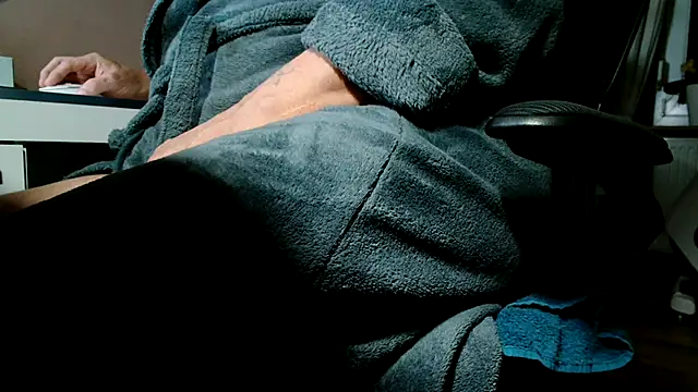 suedel65 online show from October 14, 4:41 am