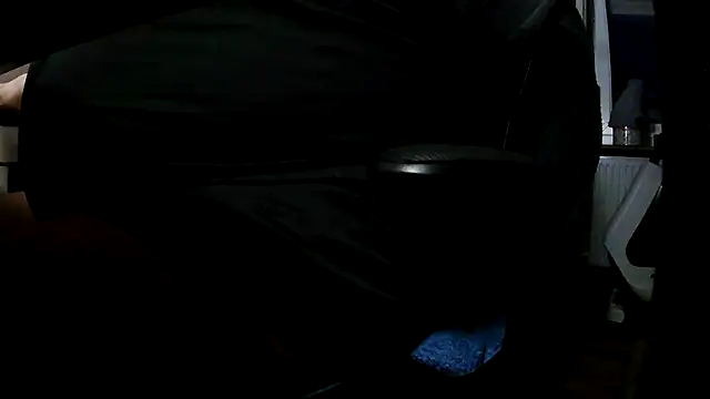 suedel65 online show from November 24, 6:25 am