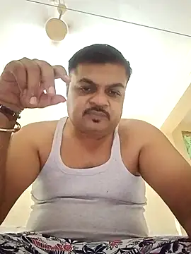 Snapshot of Desi_Londa_143 chatting on March 17, 3:29 pm Desi Londa 143 online show from March 17, 3:29 pm