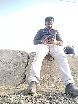 Desi Londa 143 online show from June 15, 12:30 pm