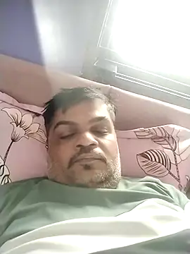 Snapshot of Desi_Londa_143 chatting on October 28, 5:54 am Desi Londa 143 online show from October 28, 5:54 am