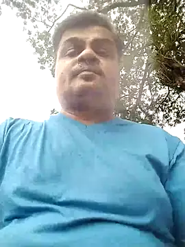 Snapshot of Desi_Londa_143 chatting on October 29, 6:27 am Desi Londa 143 online show from October 29, 6:27 am