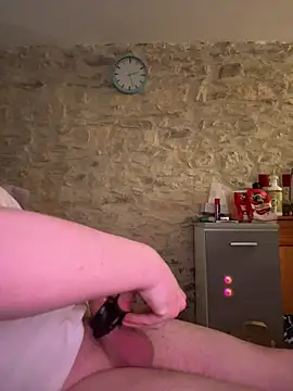 yann2392 online show from April 30, 1:18 pm