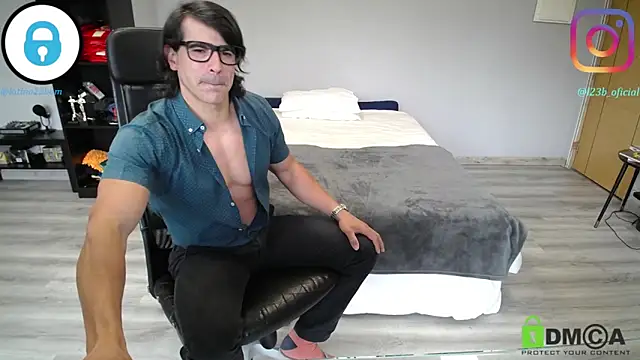 samricci21 online show from April 14, 12:16 pm