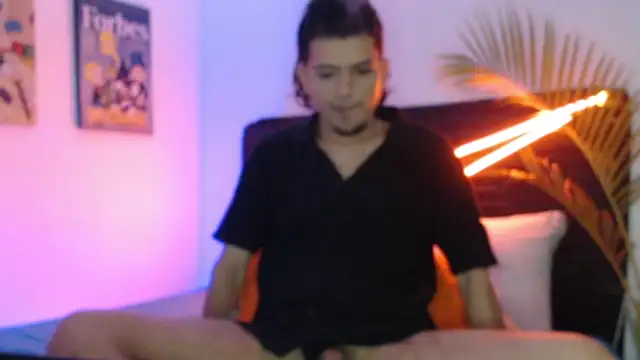 andersonZ998 online show from December 16, 6:53 am