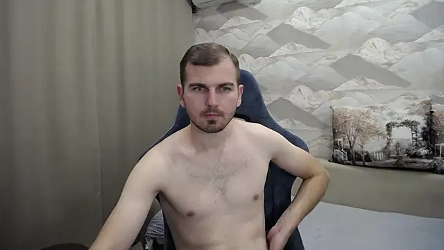 Snapshot of SerzhKorol1 chatting on October 25, 4:52 pm SerzhKorol1 online show from October 25, 4:52 pm