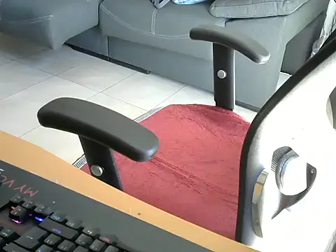 charly2994 online show from March 18, 3:37 pm