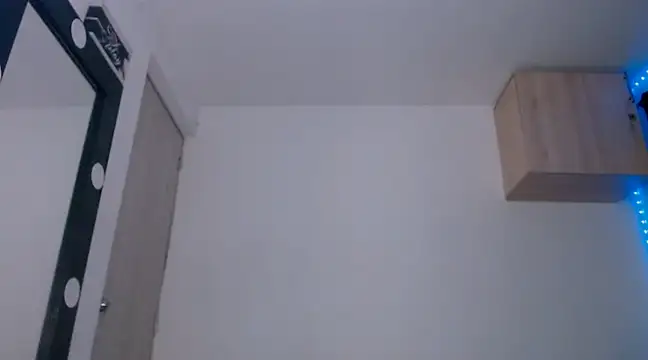 Snapshot of Samuel_Suarez chatting on December 11, 9:53 am Samuel Suarez online show from December 11, 9:53 am