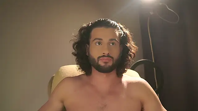 Keen   Luckystrike online show from November 11, 9:31 pm