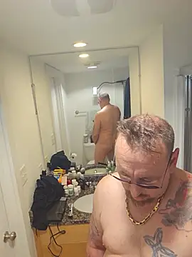 Littledick007007 online show from May 8, 1:11 pm