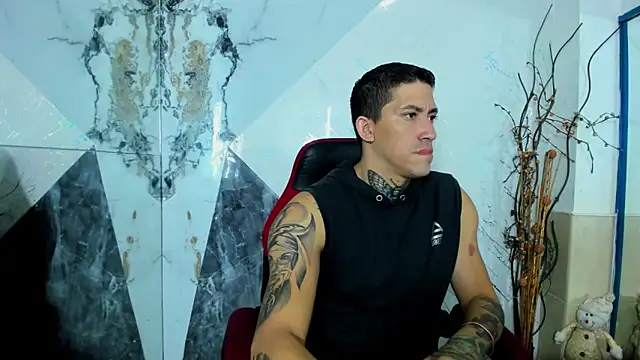 yeckodream online show from December 14, 4:30 am