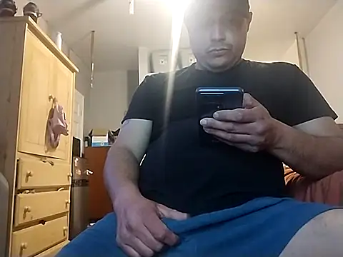 thickcocklatino online show from February 26, 4:08 pm