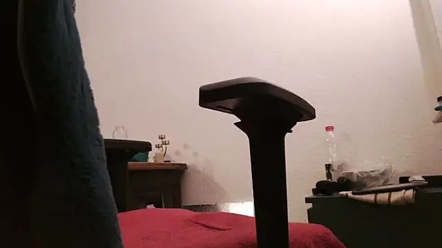 chubbysmallcockxh online show from April 25, 8:28 pm