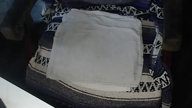 QueenDenizeAndTheCaptain online show from October 18, 9:31 pm