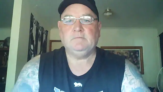 Snapshot of HOTANAL chatting on October 22, 12:46 am HOTANAL online show from October 22, 12:46 am