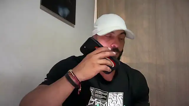 romeolovedark online show from June 24, 2:47 am