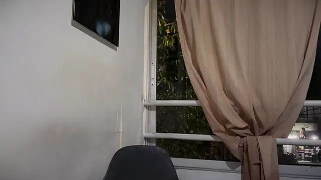 romeolovedark online show from April 27, 12:51 am