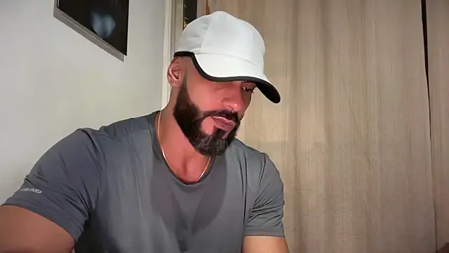 romeolovedark online show from April 28, 4:17 am