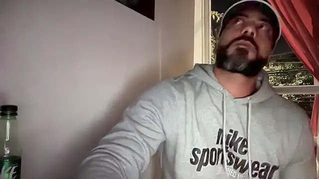 romeolovedark online show from October 17, 8:51 am