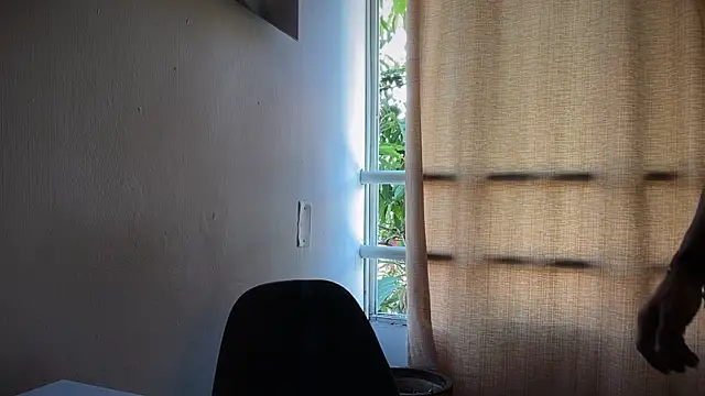 romeolovedark online show from June 18, 3:39 pm