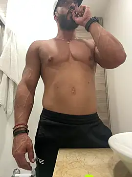 romeolovedark online show from April 22, 6:56 pm