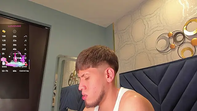SebastianMaximoff online show from September 9, 1:43 pm