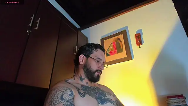 CamiloGray  online show from April 29, 2:11 pm