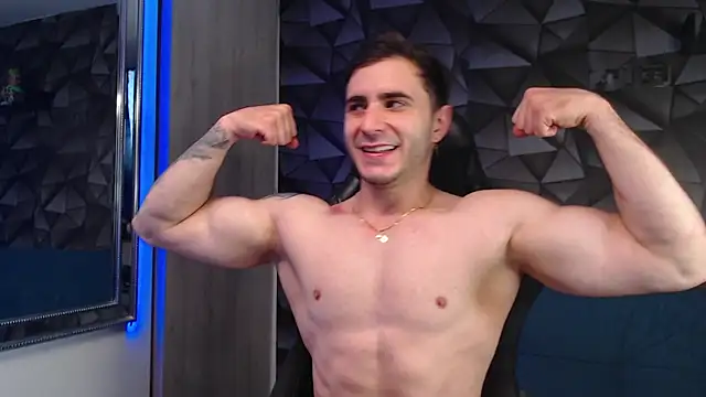 Snapshot of Latino_stud4u chatting on October 6, 10:58 pm Latino stud4u online show from October 6, 10:58 pm