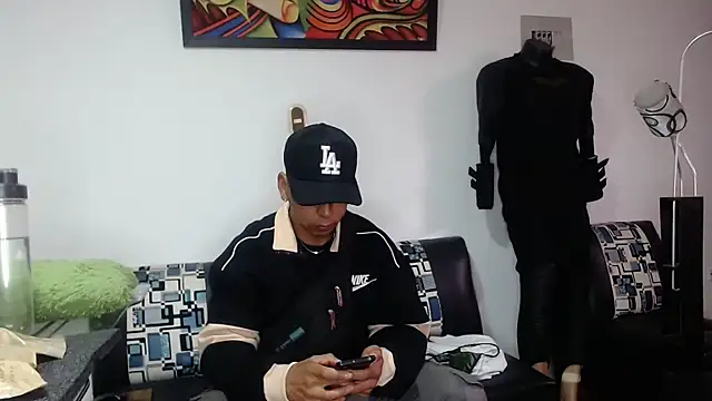 Snapshot of Black_hot266 chatting on September 27, 2:15 pm Black hot266 online show from September 27, 2:15 pm