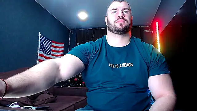 Snapshot of muscularjohnforuX chatting on February 11, 6:44 pm muscularjohnforuX online show from February 11, 6:44 pm