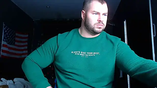 Snapshot of muscularjohnforuX chatting on February 2, 6:10 pm muscularjohnforuX online show from February 2, 6:10 pm