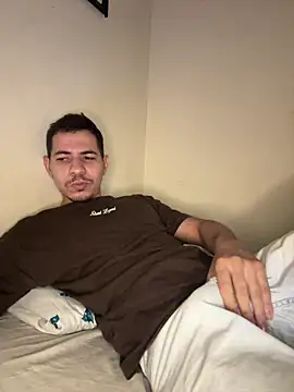 Snapshot of steven_clain chatting on October 15, 10:50 pm steven clain online show from October 15, 10:50 pm