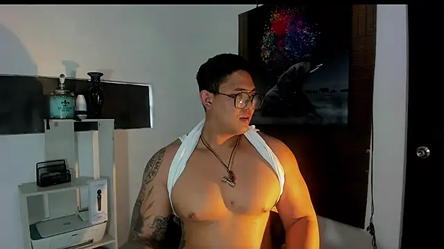 Colton Massif online show from January 25, 10:18 pm