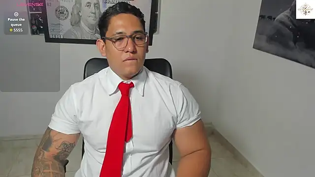 Colton Massif online show from November 12, 12:38 am